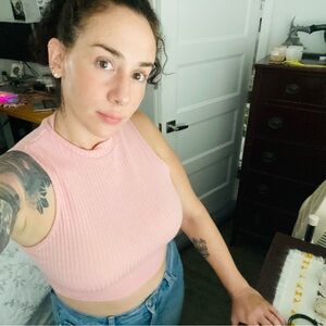 Meet your Posher, Jennifer